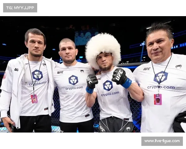 乌马尔三回合压制巴蒂斯塔 判罚一致性再度成为焦点