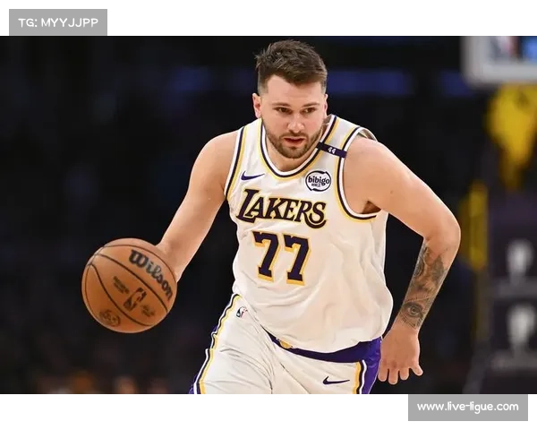 富勒姆1-0桑德兰,主场惊险全取三分 富勒姆1-0桑德兰,主场惊险全取三分