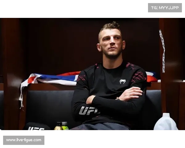 丹·胡克卡塔尔站赛后预防性送医，扫描无碍后出院